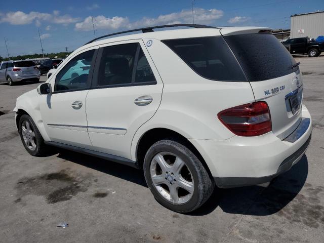 4JGBB22E18A304608 - 2008 MERCEDES-BENZ ML 320 CDI WHITE photo 2