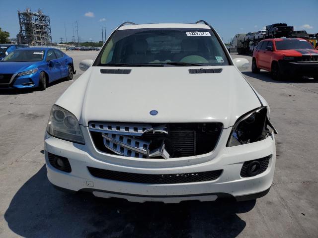 4JGBB22E18A304608 - 2008 MERCEDES-BENZ ML 320 CDI WHITE photo 5