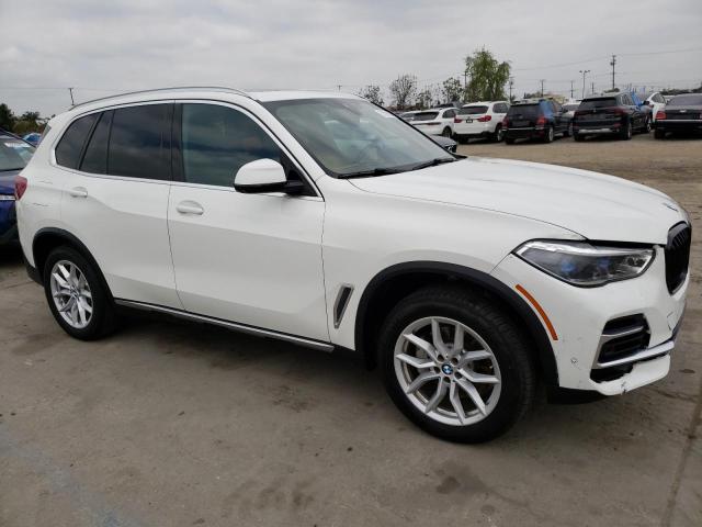 5UXCR4C01L9C07374 - 2020 BMW X5 SDRIVE 40I WHITE photo 4