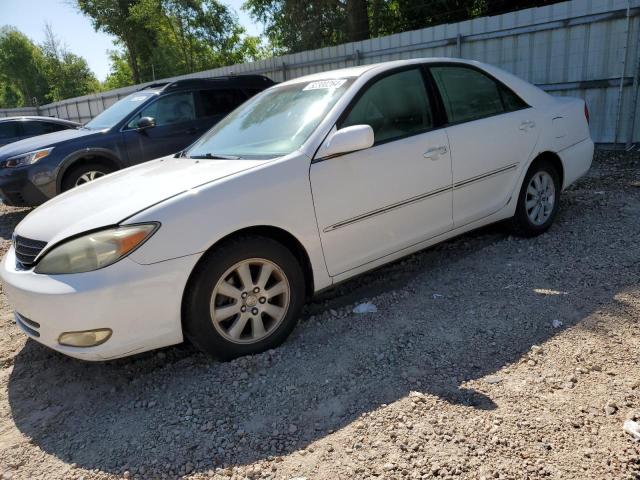 4T1BF30K84U065599 - 2004 TOYOTA CAMRY LE WHITE photo 1