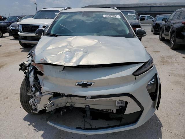 1G1FZ6S04N4105245 - 2022 CHEVROLET BOLT EUV PREMIER SILVER photo 5