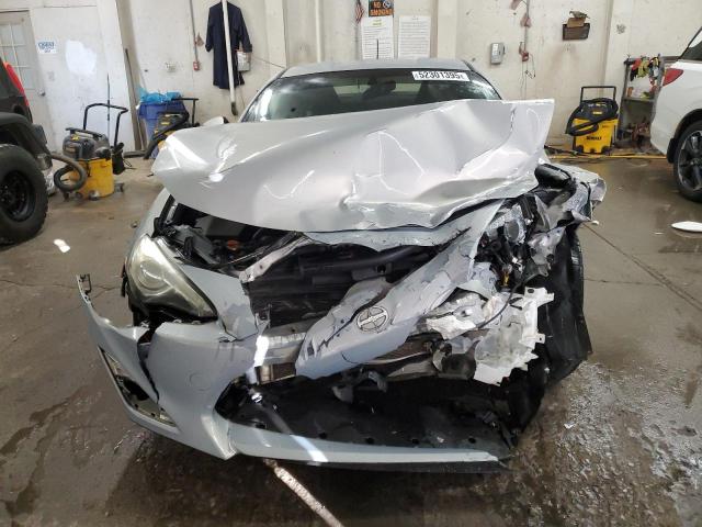 JF1ZNAA17D2733555 - 2013 TOYOTA SCION FR-S SILVER photo 5