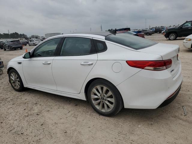 5XXGU4L30HG161166 - 2017 KIA OPTIMA EX WHITE photo 2