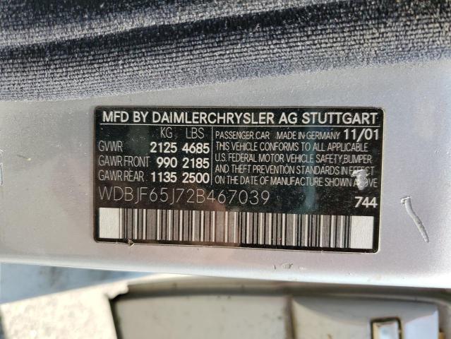 WDBJF65J72B467039 - 2002 MERCEDES-BENZ E-CLASS 320 SILVER photo 12