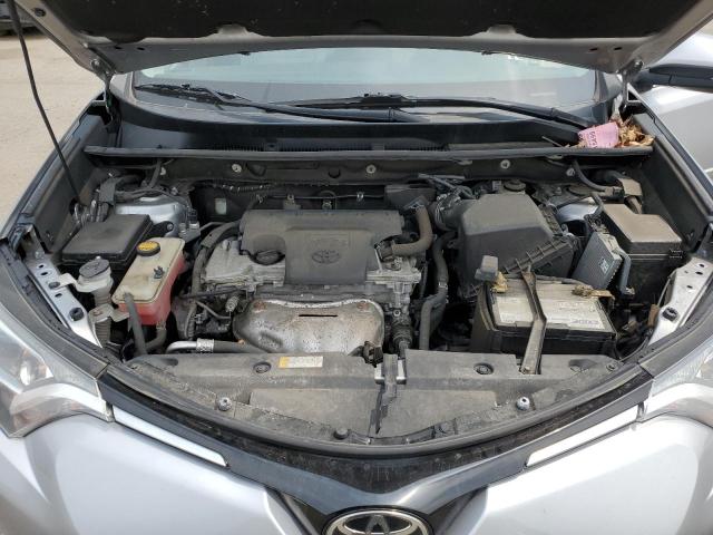 2T3RFREV8HW561312 - 2017 TOYOTA RAV4 XLE SILVER photo 12