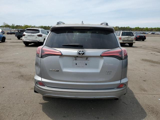 2T3RFREV8HW561312 - 2017 TOYOTA RAV4 XLE SILVER photo 6