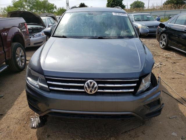 3VV2B7AX7KM006127 - 2019 VOLKSWAGEN TIGUAN SE GRAY photo 5