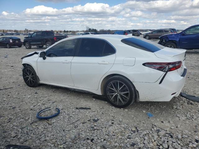 4T1G11AK0PU805593 - 2023 TOYOTA CAMRY SE NIGHT SHADE WHITE photo 2