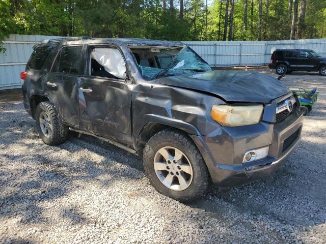 JTEZU5JR7D5052316 - 2013 TOYOTA 4RUNNER SR5 GRAY photo 4