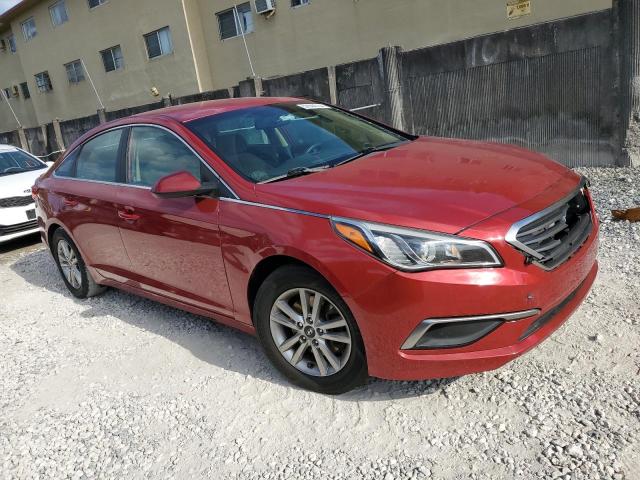 5NPE24AF8HH575634 - 2017 HYUNDAI SONATA SE RED photo 4