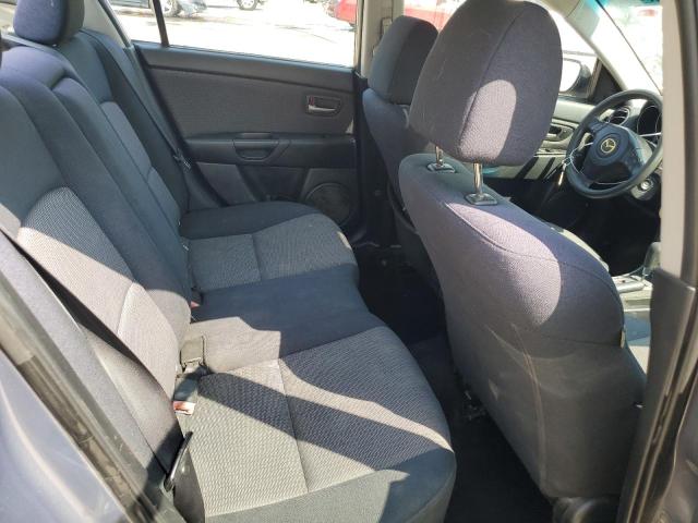 JM1BK32F271739350 - 2007 MAZDA 3 I CHARCOAL photo 10