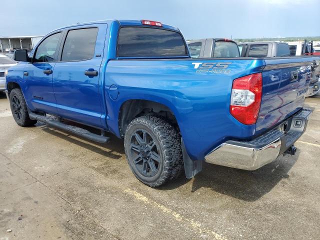 5TFEW5F19HX228311 - 2017 TOYOTA TUNDRA CREWMAX SR5 BLUE photo 2