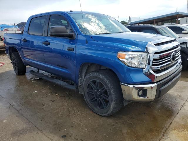 5TFEW5F19HX228311 - 2017 TOYOTA TUNDRA CREWMAX SR5 BLUE photo 4