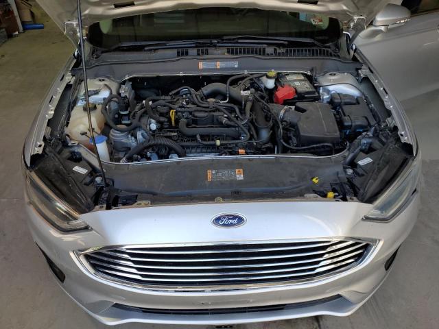 3FA6P0CD0KR271038 - 2019 FORD FUSION SEL SILVER photo 11