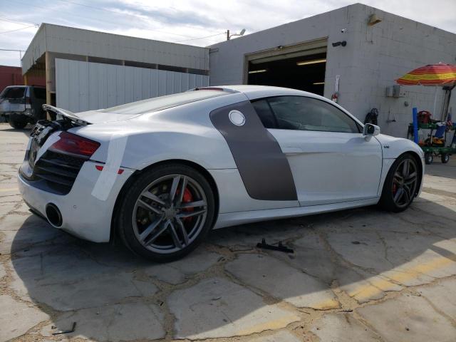 WUAENAFG5F7000919 - 2015 AUDI R8 5.2 QUATTRO WHITE photo 3