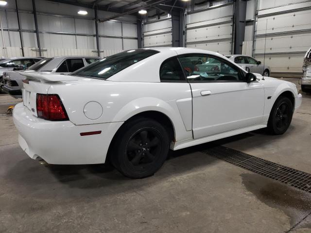 1FAFP42X22F197038 - 2002 FORD MUSTANG GT WHITE photo 3