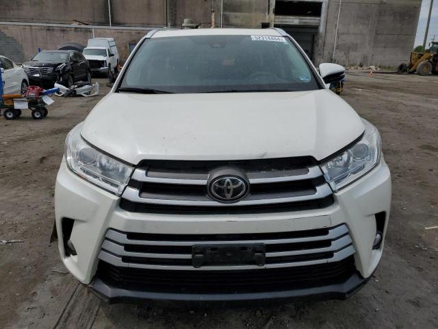 5TDJZRFH6KS601649 - 2019 TOYOTA HIGHLANDER SE WHITE photo 5