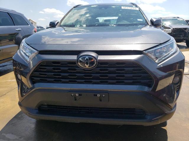 2T3C1RFV2MC101092 - 2021 TOYOTA RAV4 XLE PREMIUM GRAY photo 5