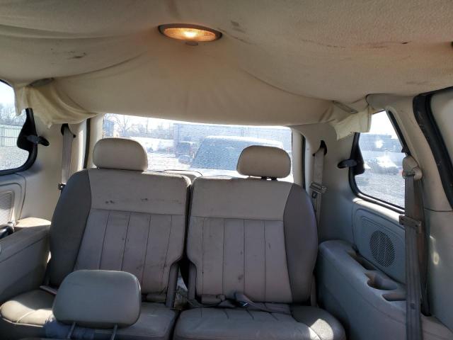 1C4GP45R75B301675 - 2005 CHRYSLER TOWN & COU თაფლისფერი ფოტო 10