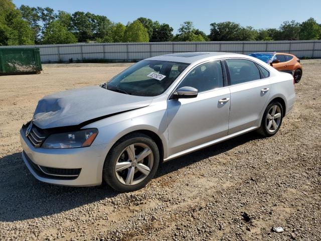 2013 VOLKSWAGEN PASSAT SE, 