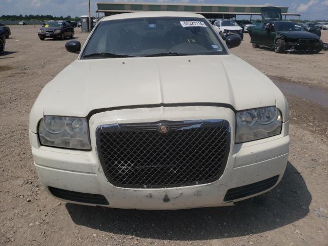 2C3LA43R27H768293 - 2007 CHRYSLER 300 WHITE photo 5