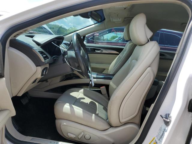 3LN6L5A98KR608357 - 2019 LINCOLN MKZ WHITE photo 7