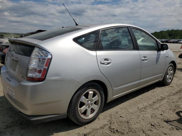 JTDKB20U083329843 - 2008 TOYOTA PRIUS SILVER photo 3