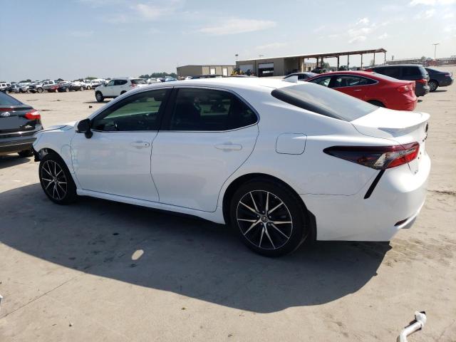 4T1G11AK7PU763780 - 2023 TOYOTA CAMRY SE NIGHT SHADE WHITE photo 2