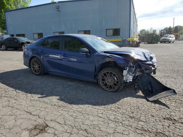 4T1T11AK2PU140873 - 2023 TOYOTA CAMRY SE NIGHT SHADE BLUE photo 4
