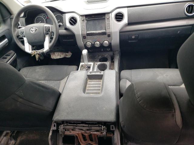 5TFRM5F18FX094816 - 2015 TOYOTA TUNDRA DOUBLE CAB SR/SR5 WHITE photo 8