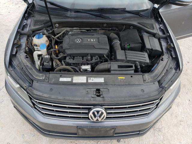 1VWBT7A37HC075352 - 2017 VOLKSWAGEN PASSAT SE GRAY photo 11