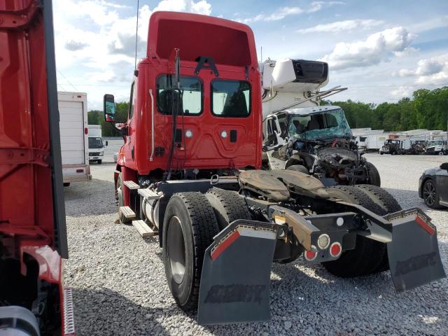 3AKBGADV4GDGW4735 - 2016 FREIGHTLINER CASCADIA 1 RED photo 2