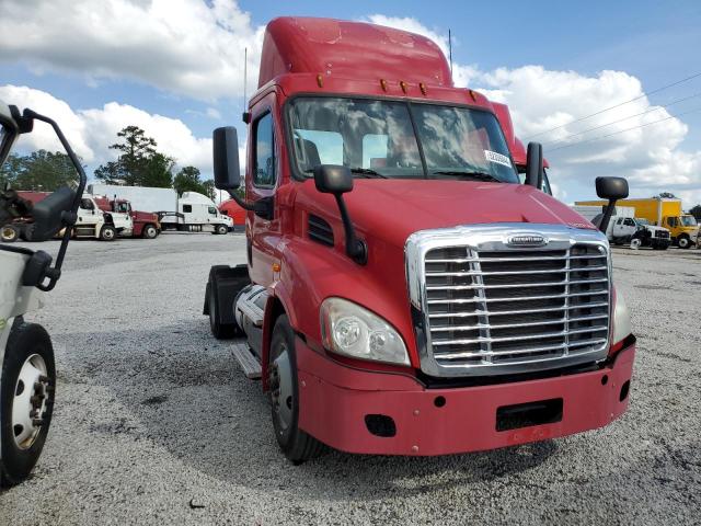 3AKBGADV4GDGW4735 - 2016 FREIGHTLINER CASCADIA 1 RED photo 4