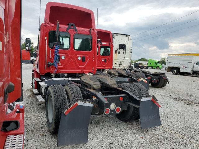 3AKBGADV5GDGW4792 - 2016 FREIGHTLINER CASCADIA 1 RED photo 3