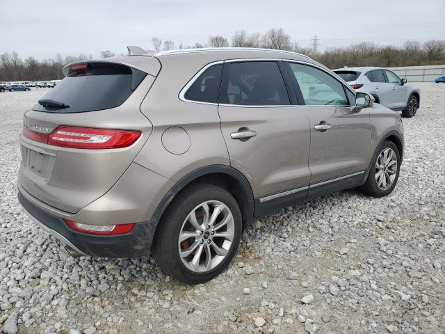 5LMCJ2D96KUL37615 - 2019 LINCOLN MKC SELECT BEIGE photo 3