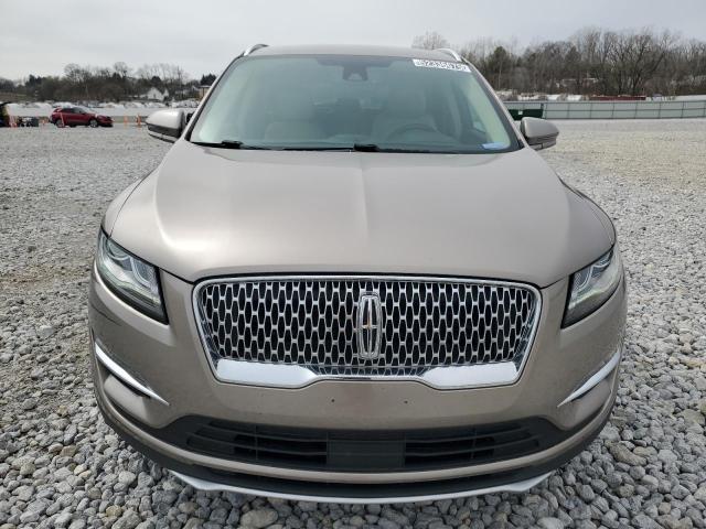 5LMCJ2D96KUL37615 - 2019 LINCOLN MKC SELECT BEIGE photo 5
