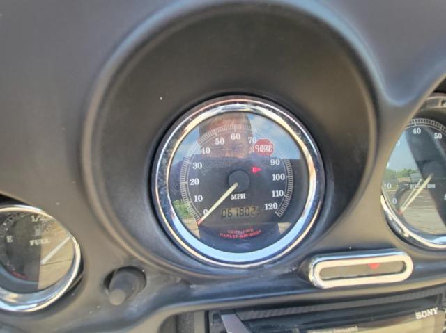 1HD1FCW121Y611847 - 2001 HARLEY-DAVIDSON FLHTCUI 蓝色 照片 8