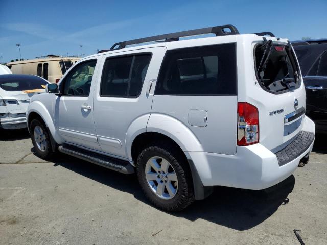 5N1AR18U88C612895 - 2008 NISSAN PATHFINDER S WHITE photo 2