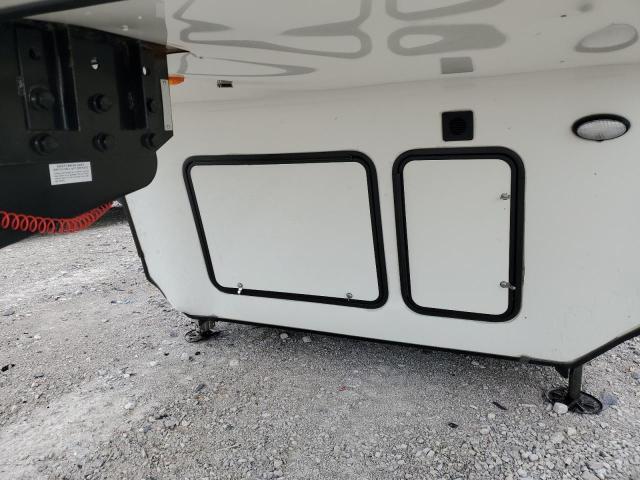 4YDFM0T2XN4701606 - 2022 KEYSTONE MONTANA 双色 照片 8