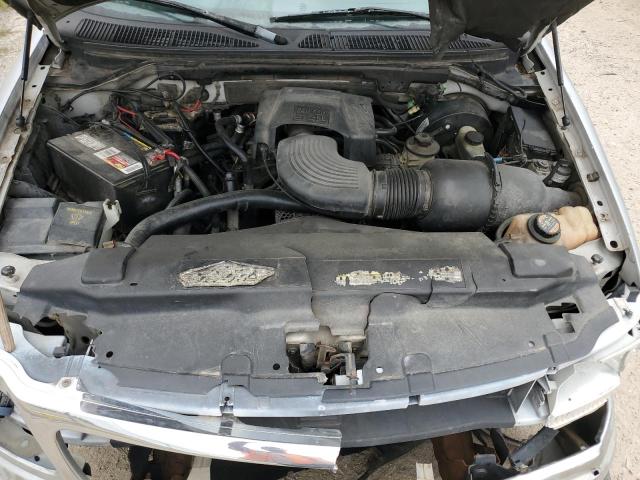 1FMRU15L91LA66546 - 2001 FORD EXPEDITION XLT SILVER photo 11