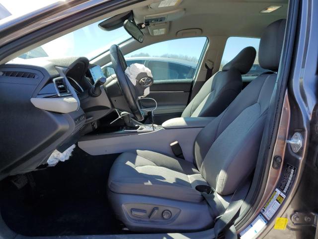 4T1C11BK7MU037734 - 2021 TOYOTA CAMRY LE 灰色 照片 7