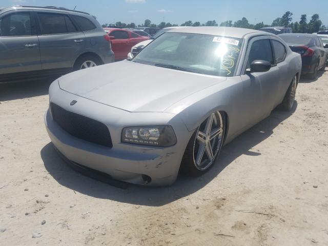 2B3KA43G78H303193 - 2008 DODGE CHARGER SILVER photo 2