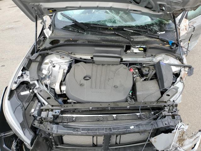 YV4L12RK4N1084087 - 2022 VOLVO XC60 B5 MOMENTUM SILVER photo 11