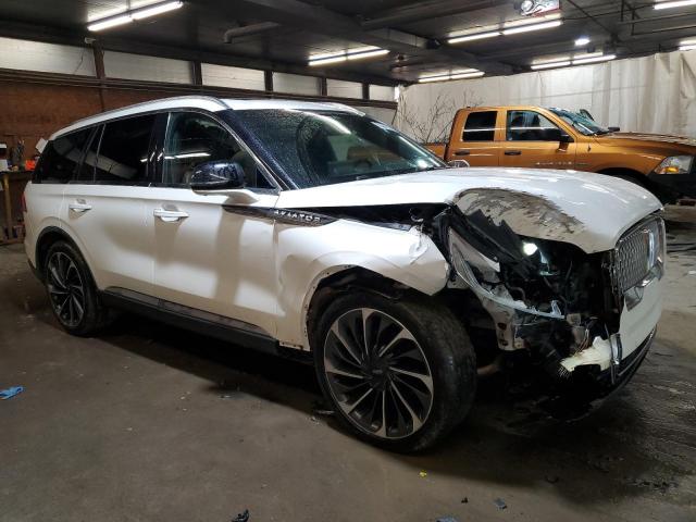 5LM5J7XC3LGL16380 - 2020 LINCOLN AVIATOR RESERVE WHITE photo 4