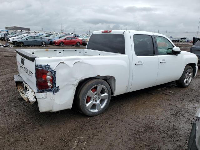 2GCEK13C671722776 - 2007 CHEVROLET SILVERADO K1500 CREW CAB WHITE photo 3