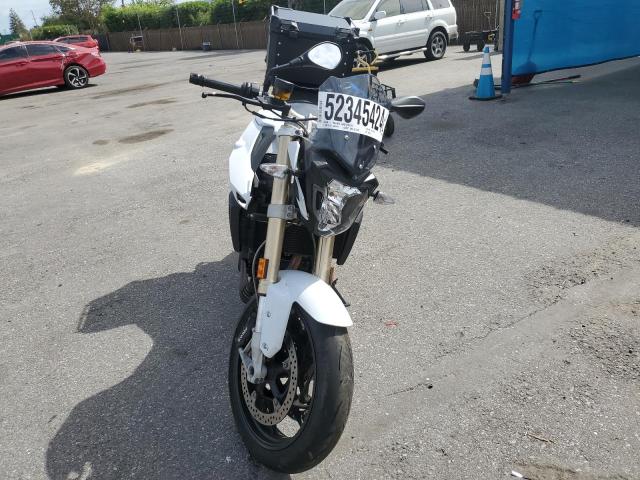 WB10B1409GZC97690 - 2016 BMW F800 R WHITE photo 2