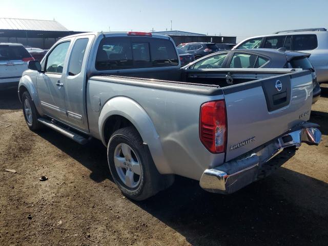 1N6AD06W06C424755 - 2006 NISSAN FRONTIER KING CAB LE SILVER photo 2