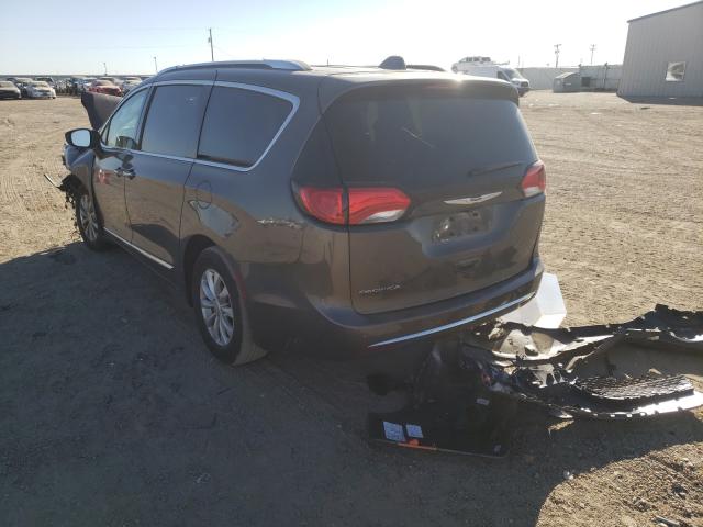 2C4RC1BG2KR749129 - 2019 CHRYSLER PACIFICA TOURING L GRAY photo 3