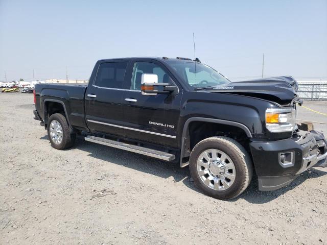 1GT12SEY5KF100121 - 2019 GMC SIERRA K2500 DENALI BLACK photo 4