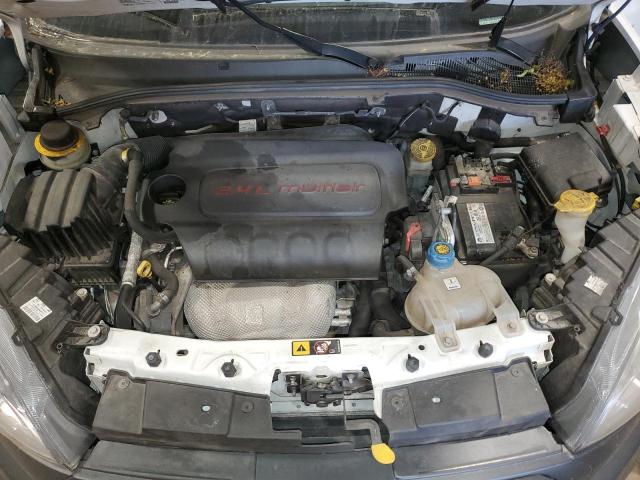 ZFBERFAB0H6E28244 - 2017 RAM PROMASTER 白色 照片 11